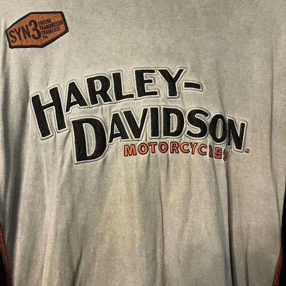 Harley-Davidson Gray and Black Long Sleeve hooded Shirt . Size XL - Picture 2 of 5